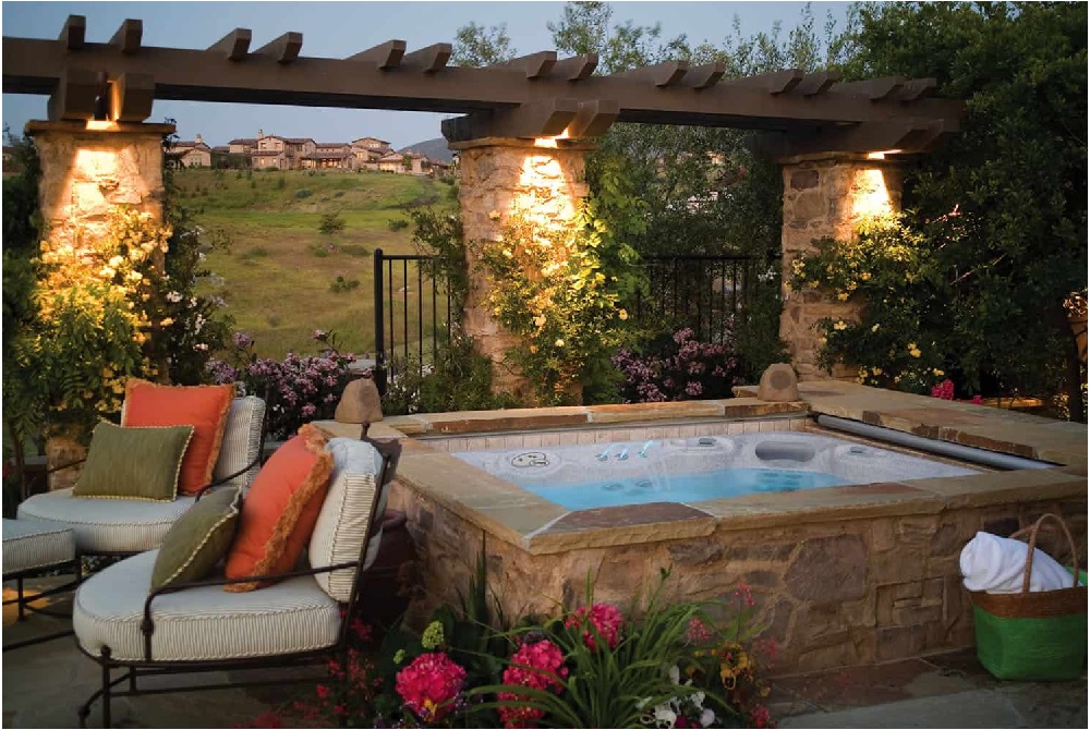 How To Ensure A Hot Tub Is Energy Efficient